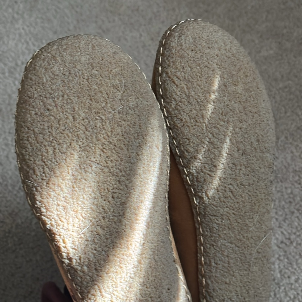 “Sorel Slippers size 4” - Picture 3 of 6